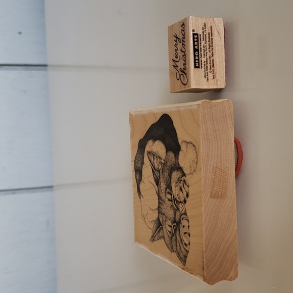 2 Stamps Merry Christmas Stamp F7025 Cat with Santa Hat - Picture 4 of 11